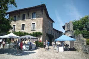 Beaujolais wine tour and Perouges 1