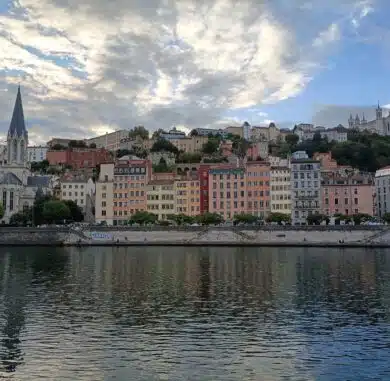 lyon tour